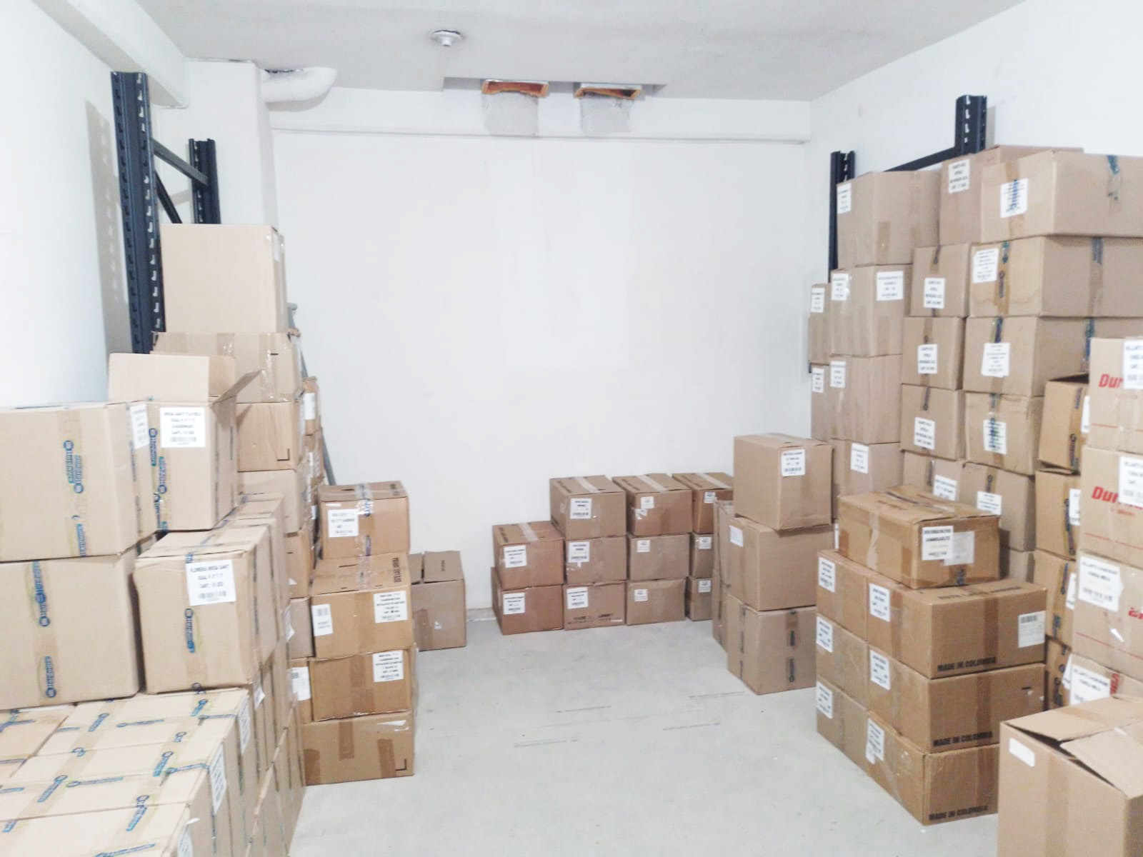 Bodega en arriendo en Cristo Rey, Medellín, 280 m² · foto 6 de 13