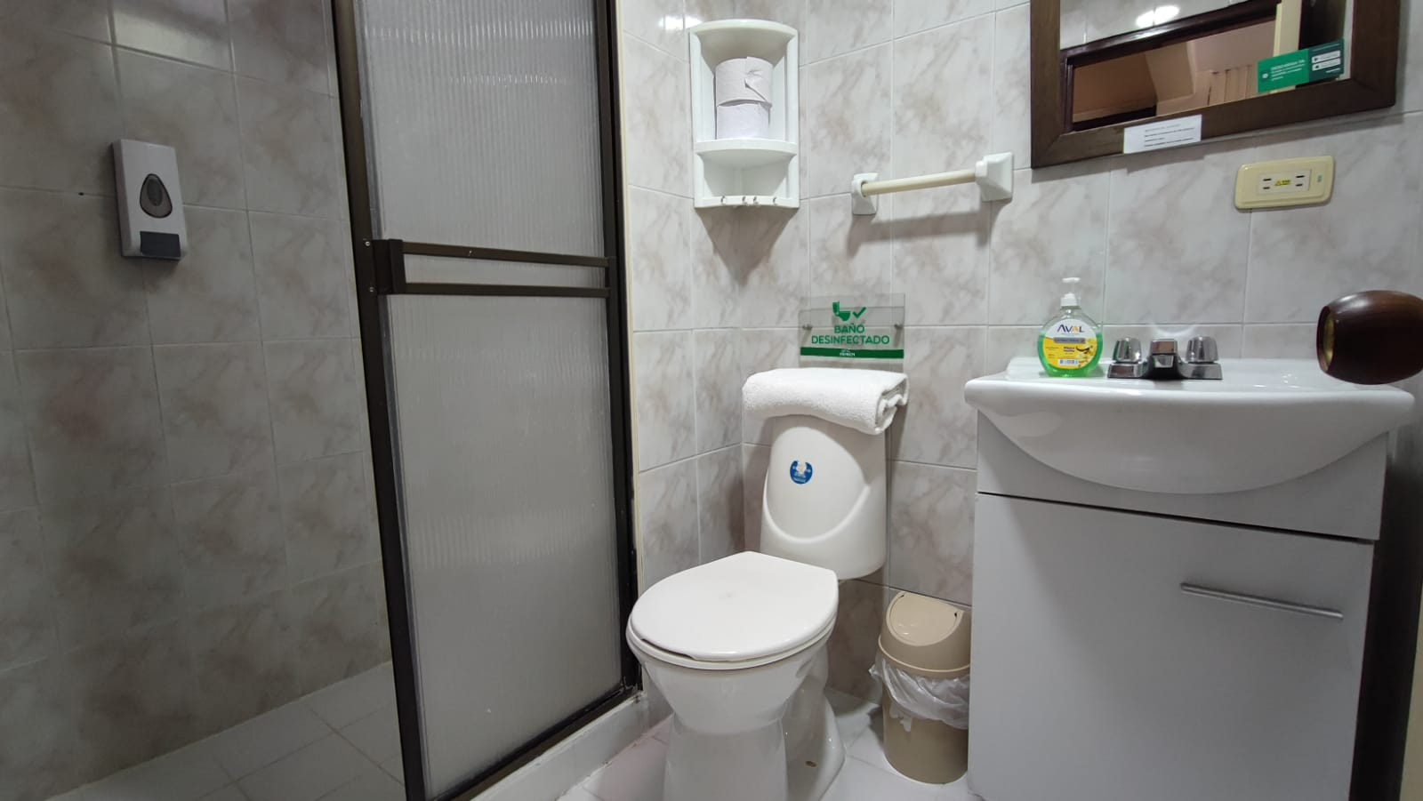 Edificio en venta en Avenida Santander, Manizales, 920 m² · foto 15 de 24