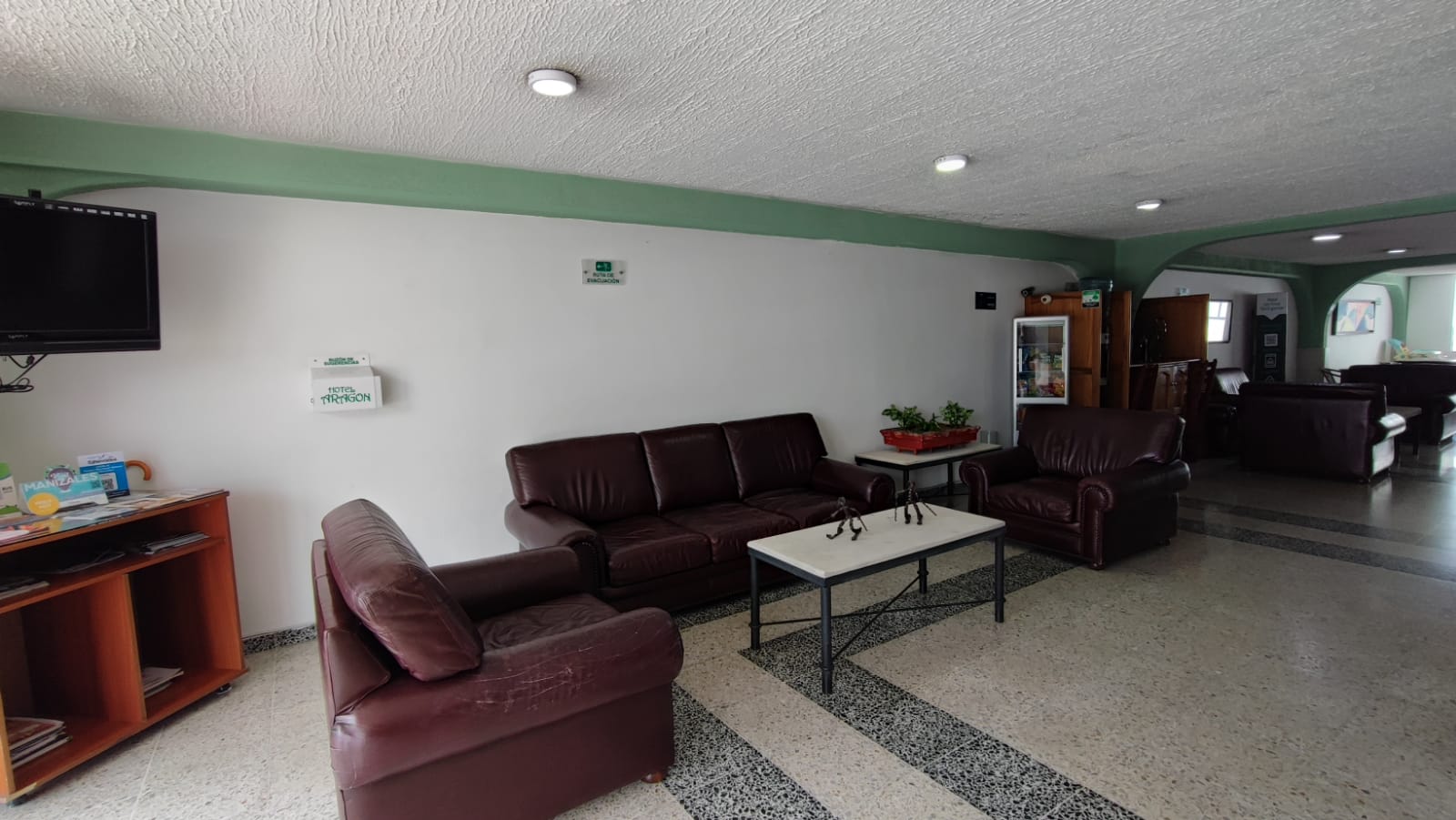 Edificio en venta en Avenida Santander, Manizales, 920 m² · foto 4 de 24