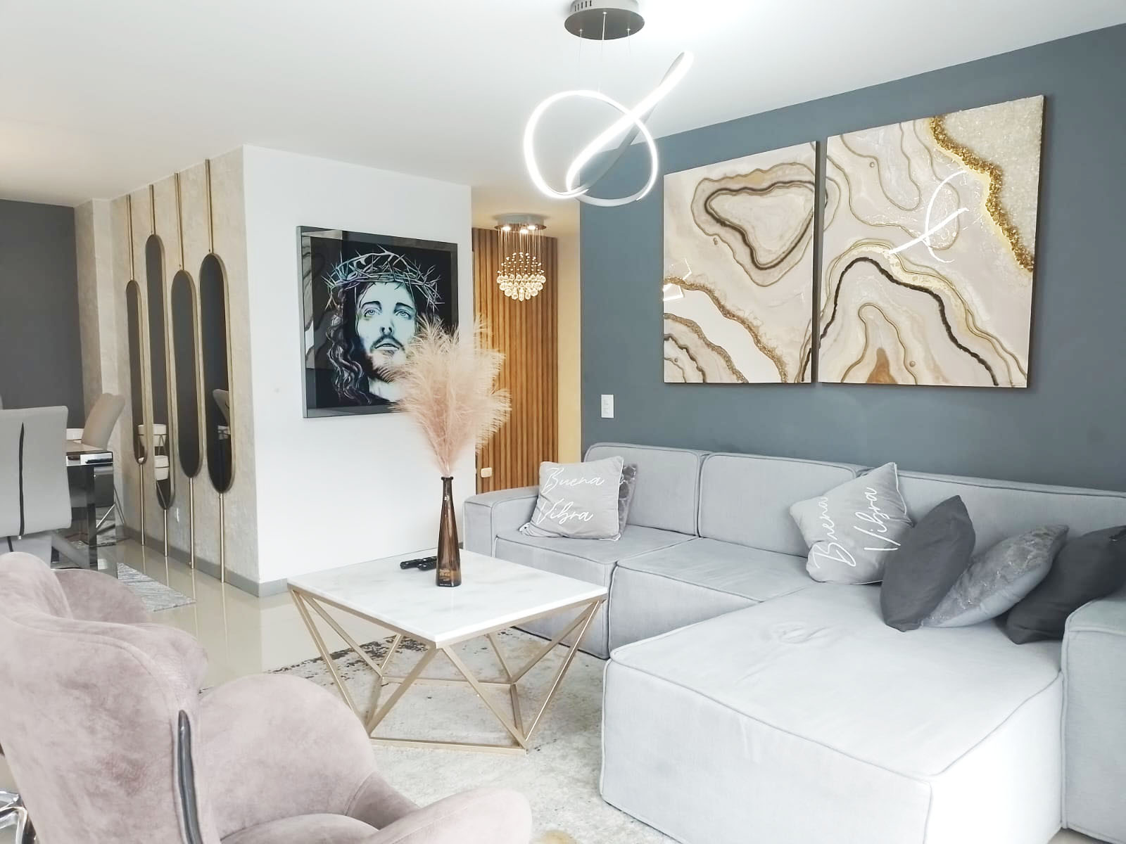 Apartamento en arriendo en El Poblado, Medellín · foto 4 de 20