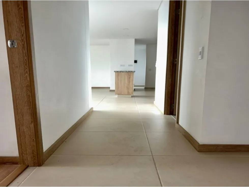 Apartamento de 2 alcobas en venta en Vegas De San Jose, Sabaneta, 68 m² · foto 10 de 12