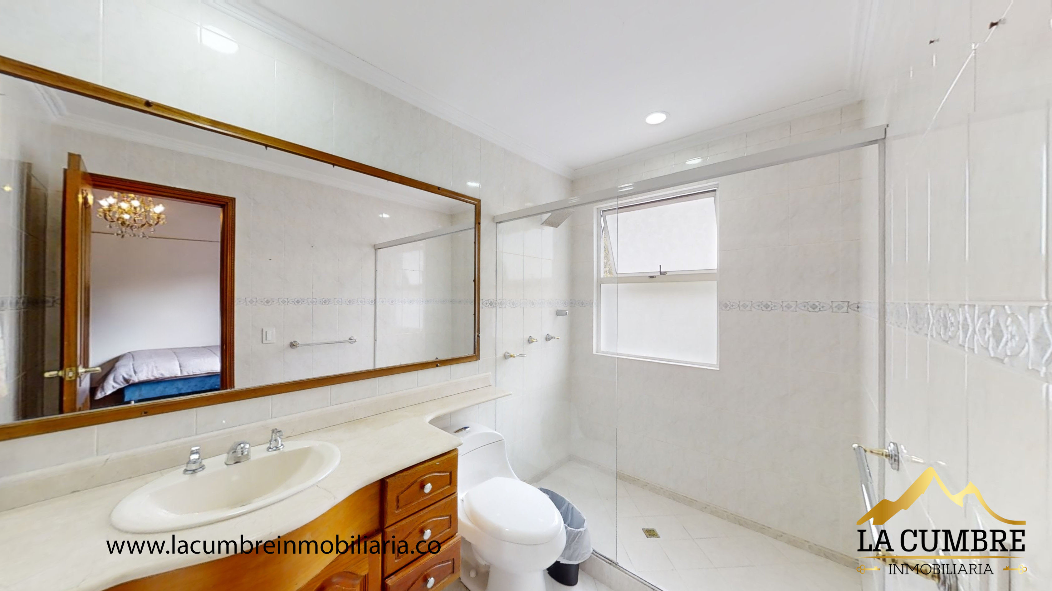 Casa de 4 alcobas en venta en Altos Del Poblado, Medellín, 820 m² · foto 17 de 20