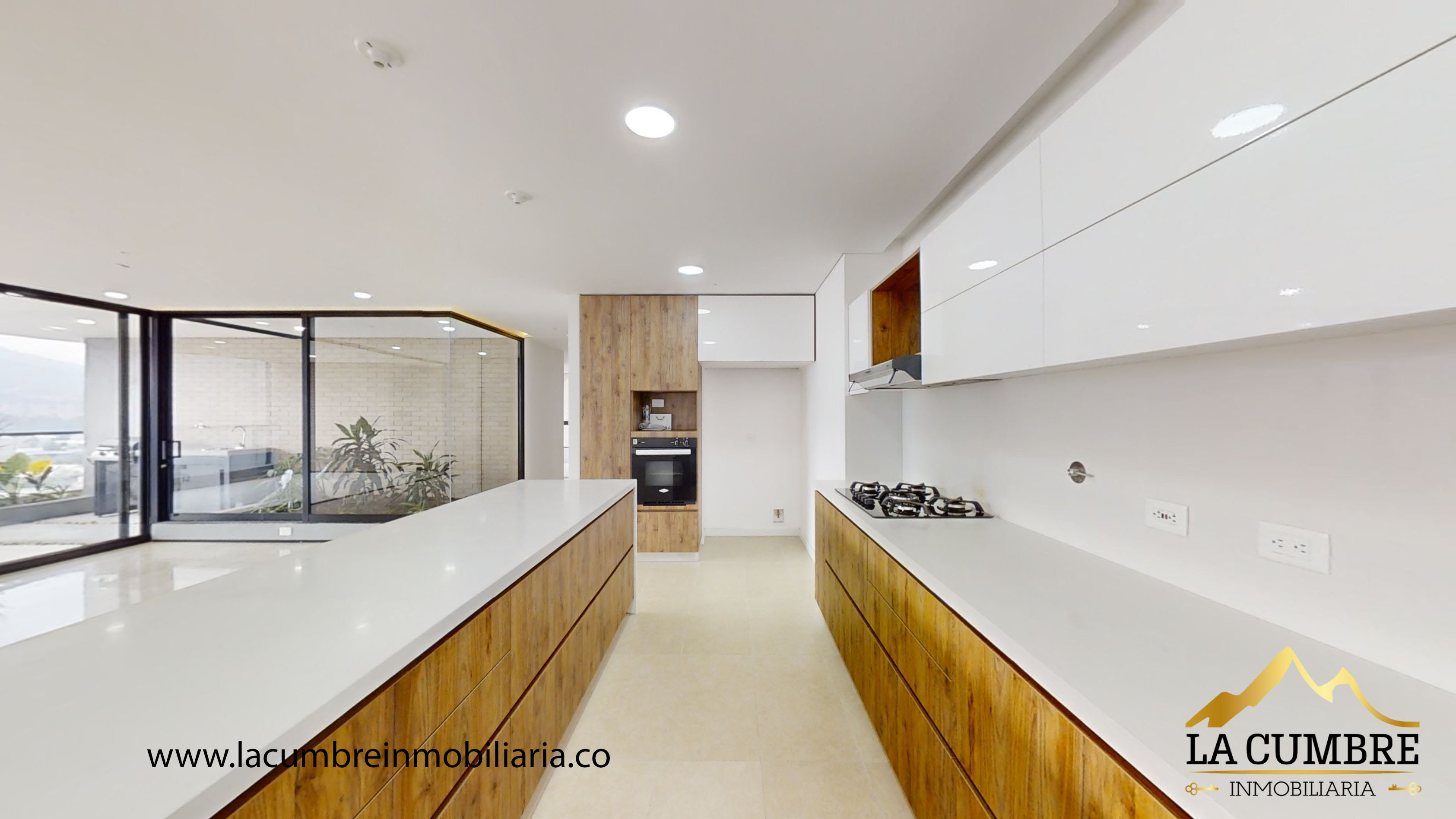 Apartamento de 3 alcobas en venta en Santa Maria De Los Angeles, Medellín, 205 m² · foto 6 de 18