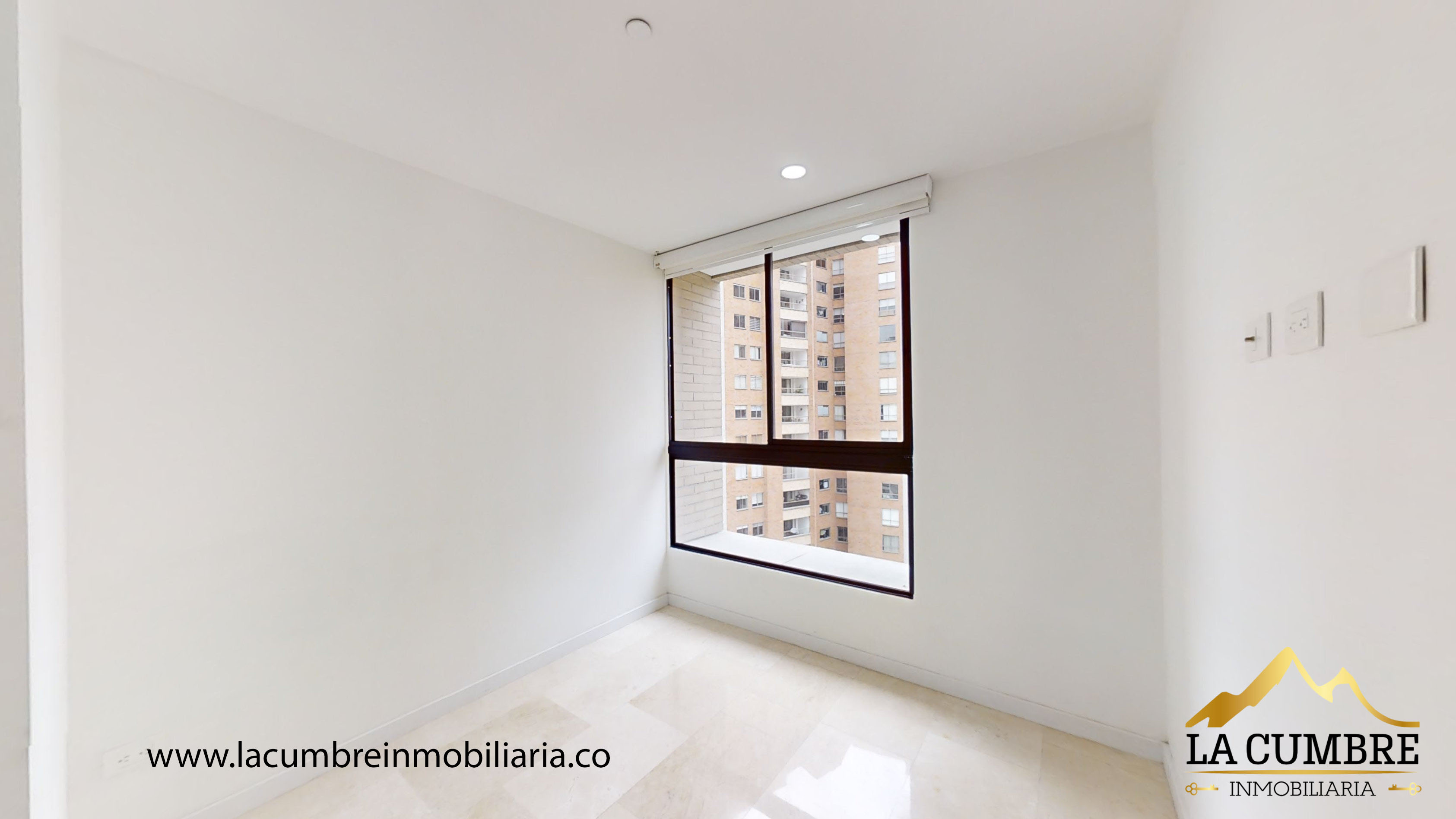 Apartamento de 3 alcobas en venta en Santa Maria De Los Angeles, Medellín, 205 m² · foto 7 de 18