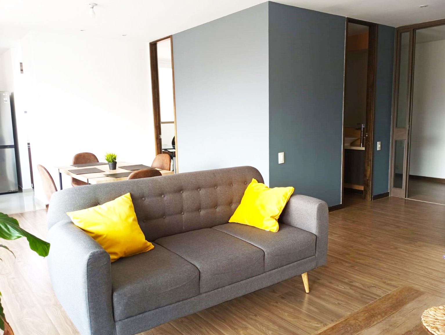 Apartamento en arriendo en La Florida, Medellín · foto 3 de 18