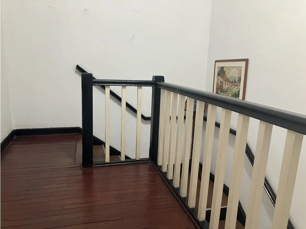 Casa de 3 alcobas en venta en Miraflores, Cali, 236 m² · foto 7 de 13
