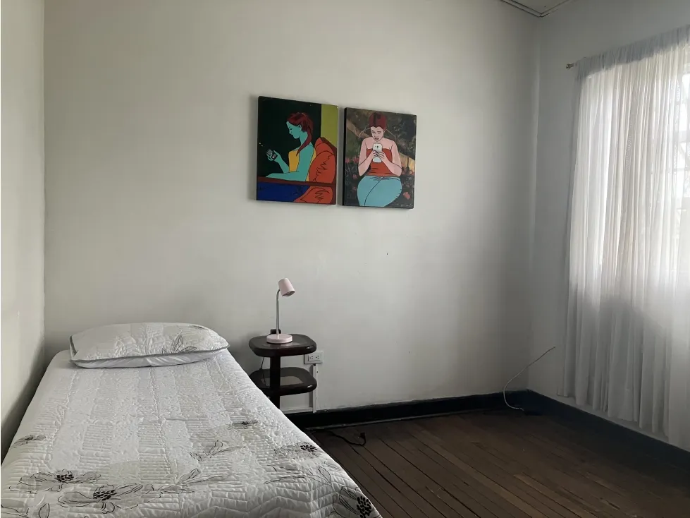 Casa de 3 alcobas en venta en Miraflores, Cali, 236 m² · foto 9 de 13