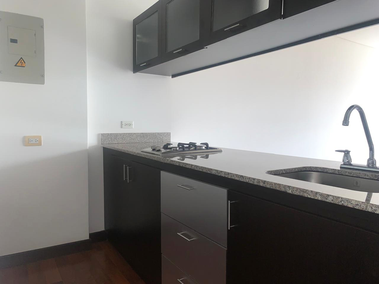 Apartamento de 1 alcoba en arriendo en La Florida, Medellín, 50 m² · foto 4 de 10