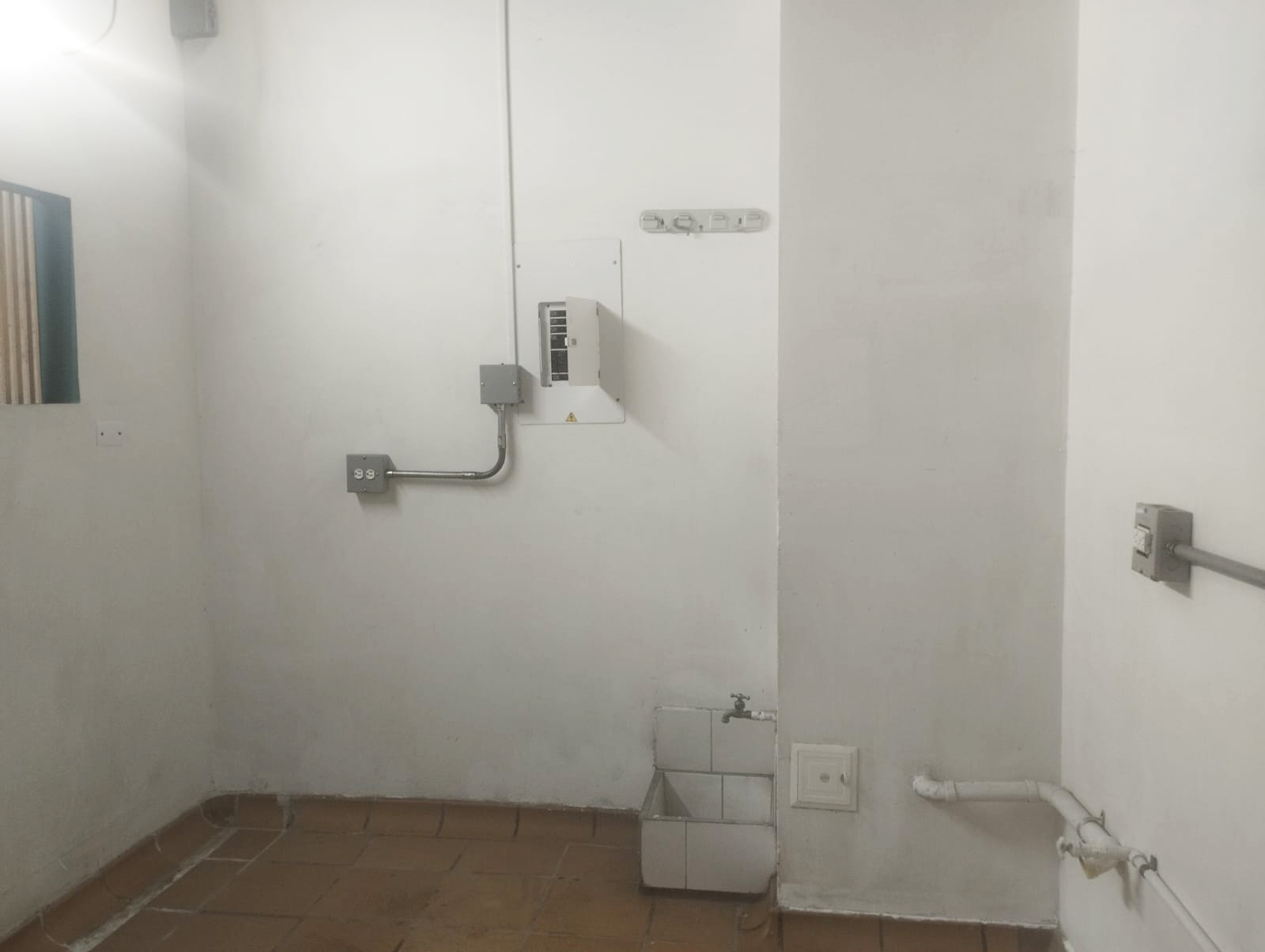 Local en arriendo en Castropol, Medellín, 34 m² · foto 8 de 10