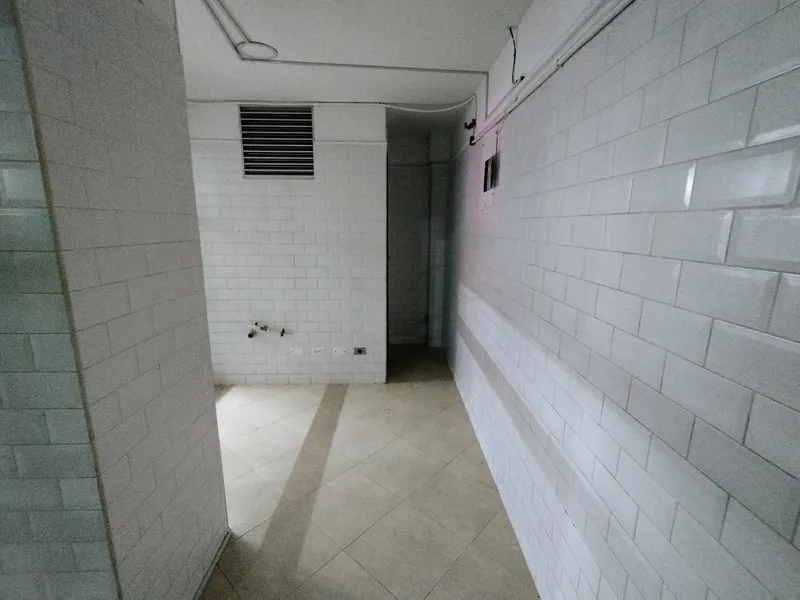 Local en arriendo en Boston, Medellín, 14 m² · foto 6 de 10