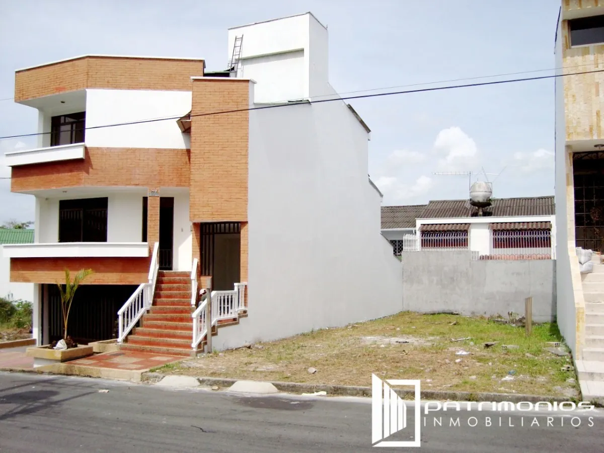 Casa de 4 alcobas en arriendo en Buque, Villavicencio, 354 m² · foto 13 de 24