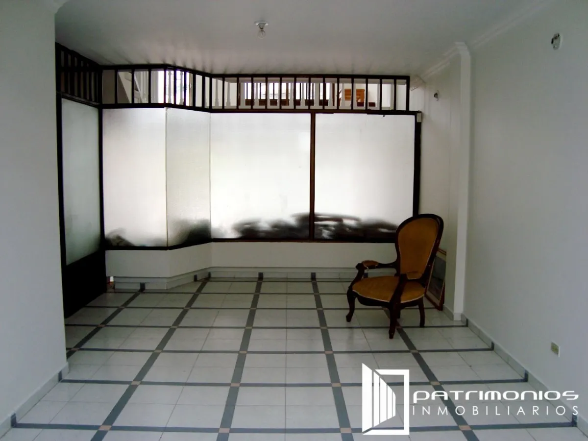 Casa de 4 alcobas en arriendo en Buque, Villavicencio, 354 m² · foto 2 de 24