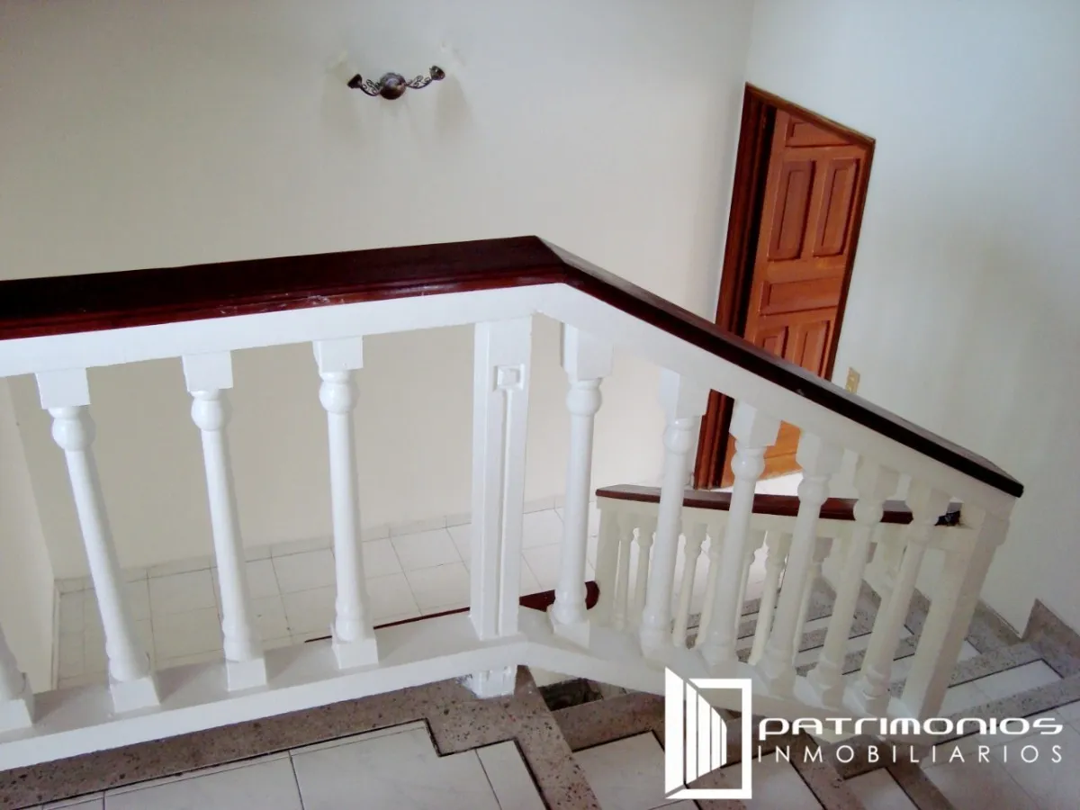 Casa de 4 alcobas en arriendo en Buque, Villavicencio, 354 m² · foto 5 de 24
