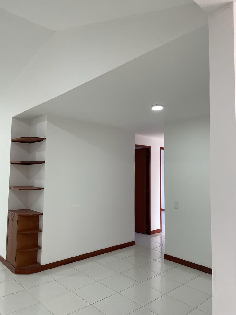 Apartamento de 3 alcobas en venta en Quintas De Don Simon, Cali, 85 m² · foto 10 de 16