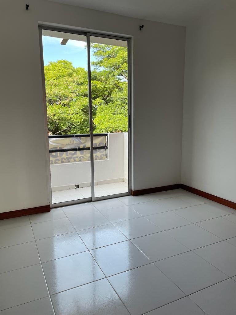 Apartamento de 3 alcobas en venta en Quintas De Don Simon, Cali, 85 m² · foto 13 de 16