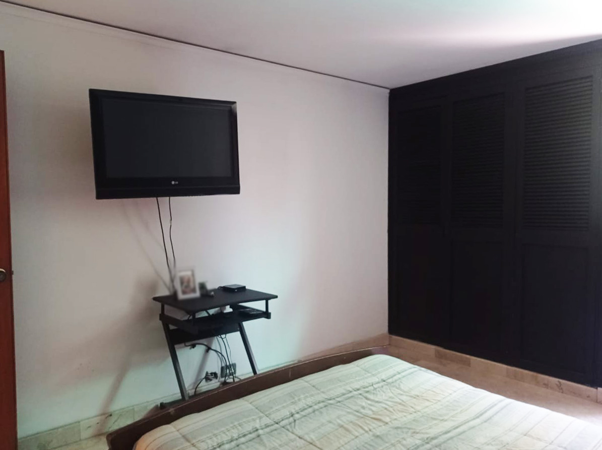 Apartamento de 4 alcobas en arriendo en Los Balsos, Medellín, 200 m² · foto 15 de 20