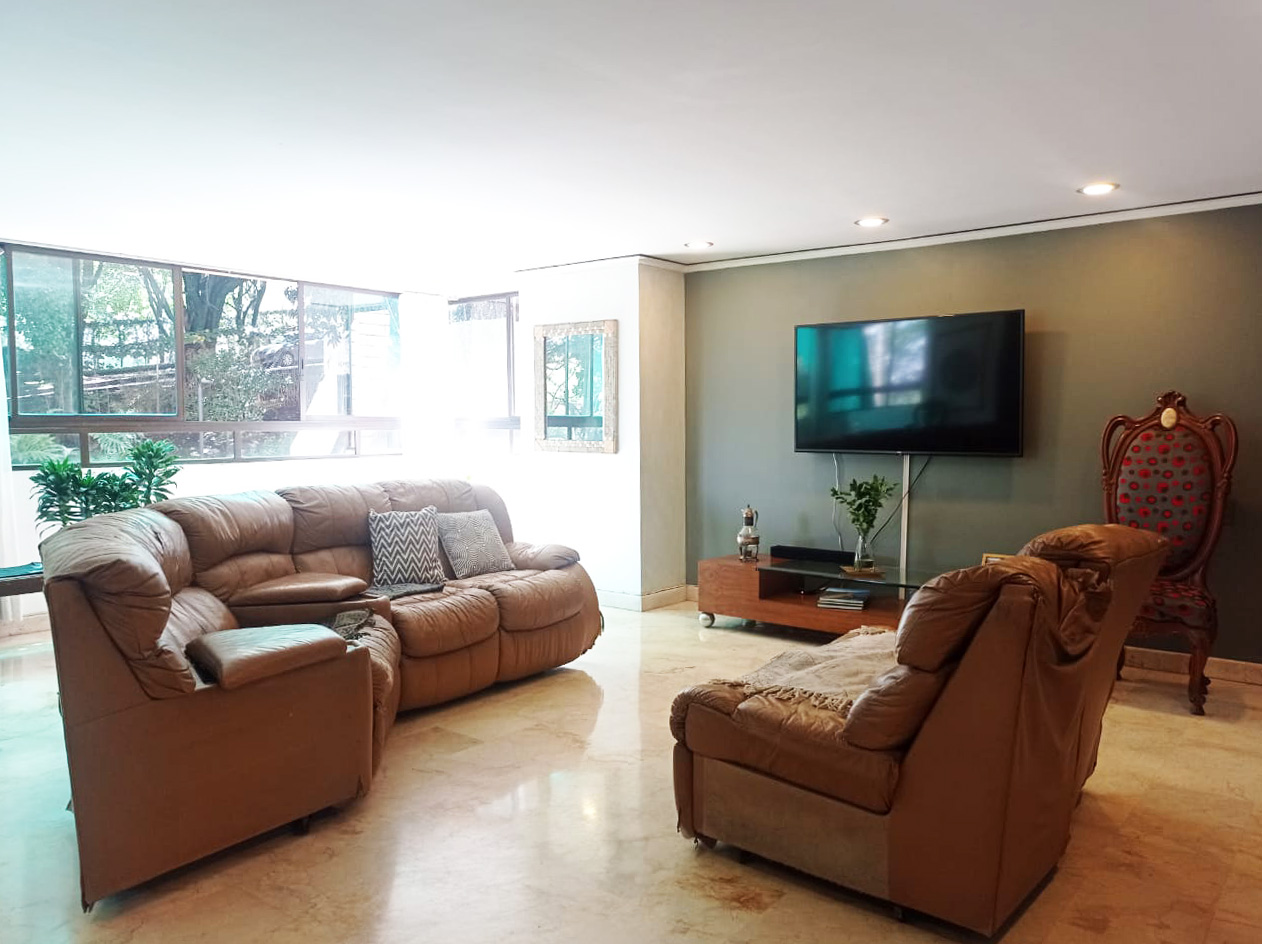 Apartamento de 4 alcobas en arriendo en Los Balsos, Medellín, 200 m² · foto 2 de 20