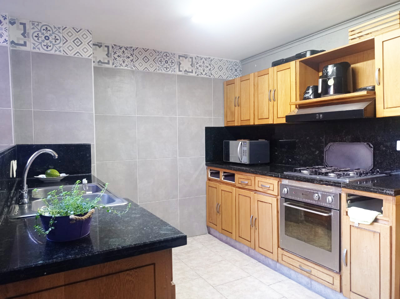 Apartamento de 4 alcobas en arriendo en Los Balsos, Medellín, 200 m² · foto 5 de 20