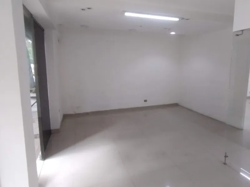 Local en arriendo en Vía Las Palmas, Medellín, 76 m² · foto 7 de 11