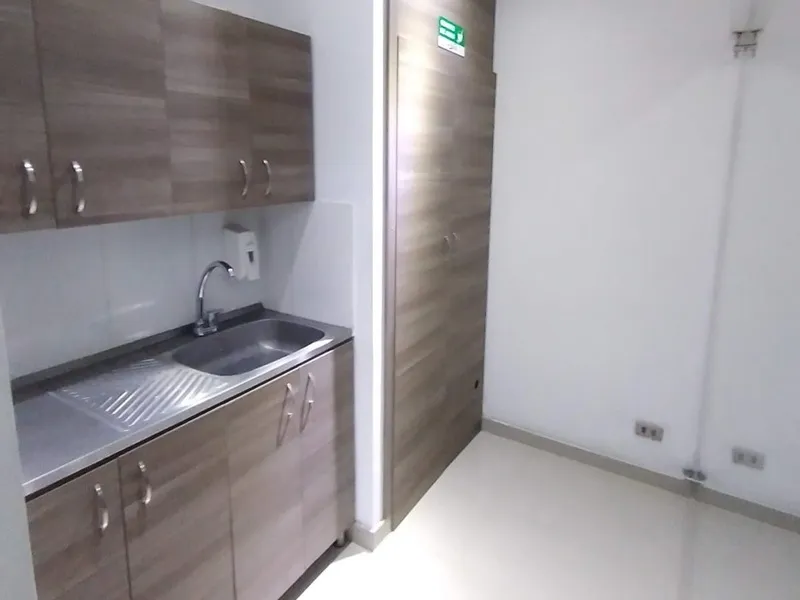 Local en arriendo en Vía Las Palmas, Medellín, 76 m² · foto 8 de 11