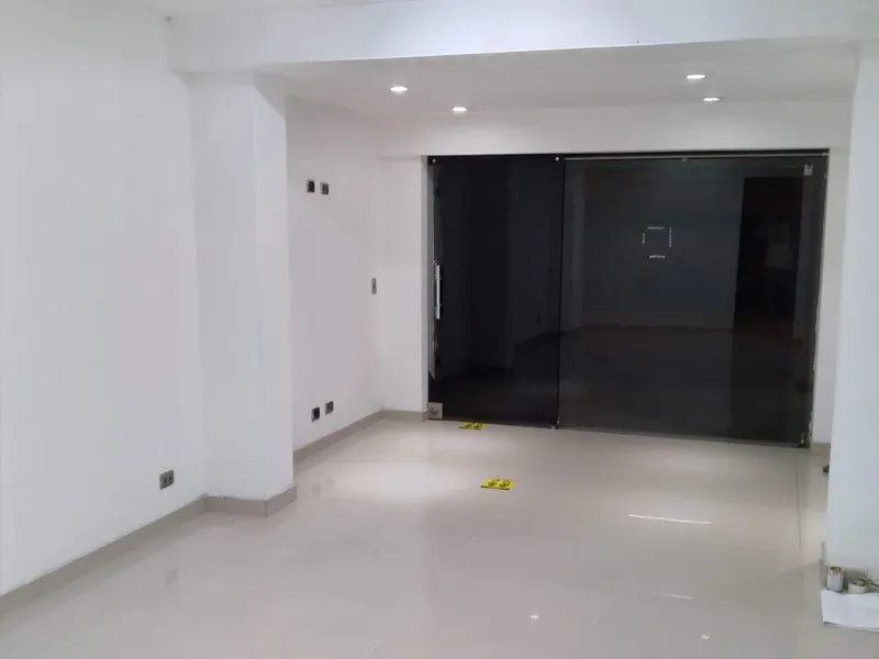 Local en arriendo en Vía Las Palmas, Medellín, 76 m² · foto 9 de 11