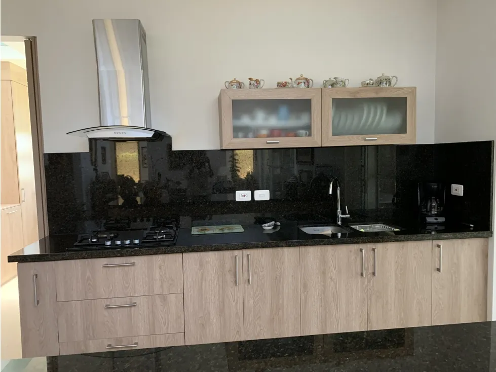 Casa de 4 alcobas en venta en Vía El Caimo, Armenia, 600 m² · foto 3 de 24