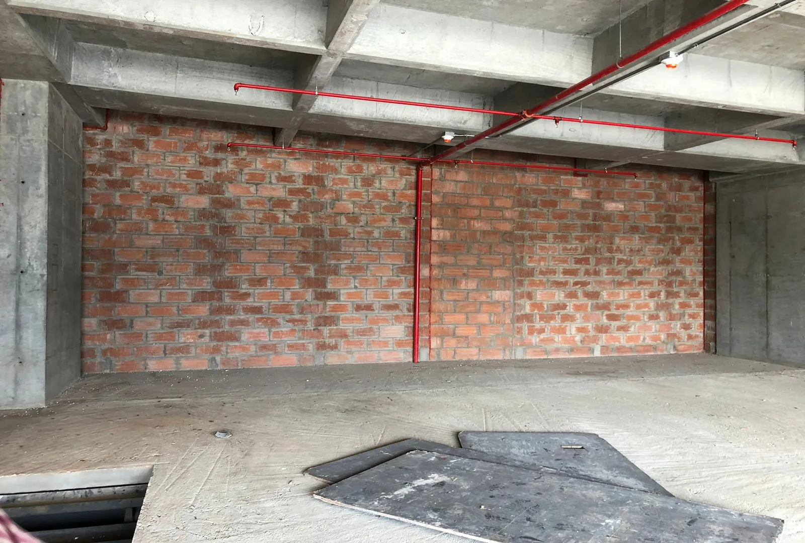 Local en arriendo en Ciudad Del Río, Medellín, 248 m² · foto 5 de 8