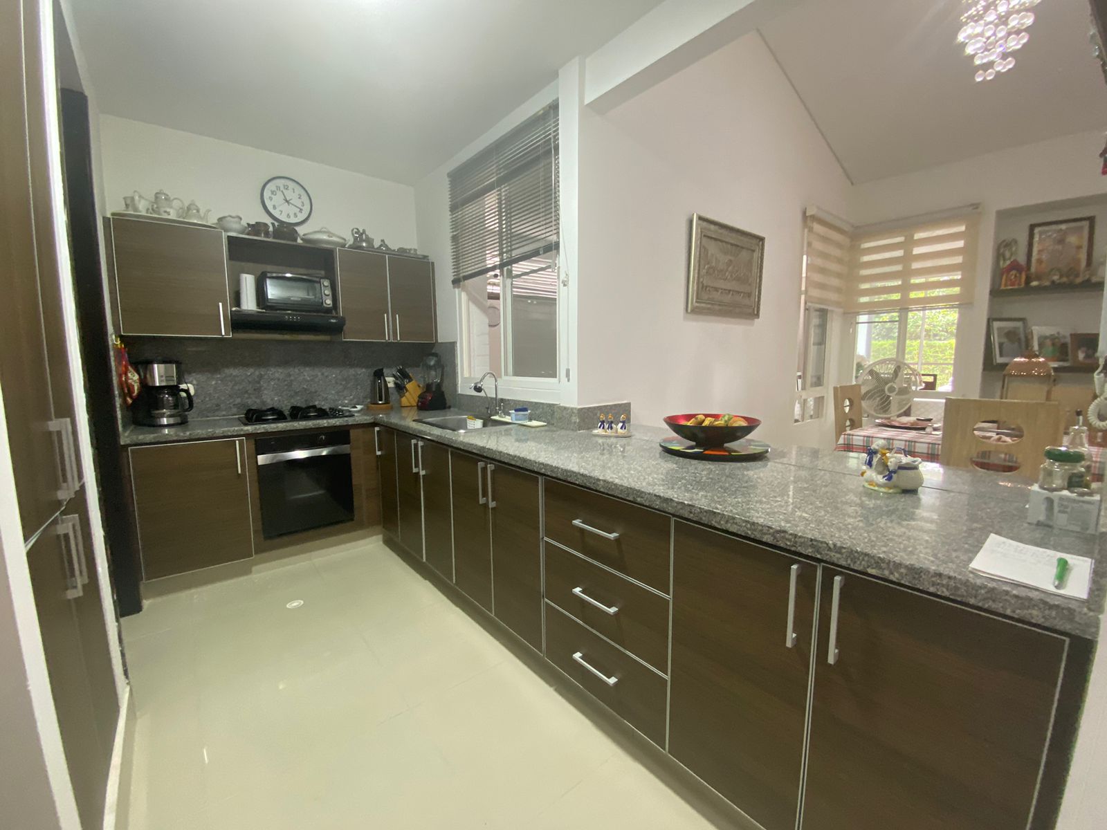 Casa de 3 alcobas en venta en El Castillo, Jamundí, 269 m² · foto 7 de 23