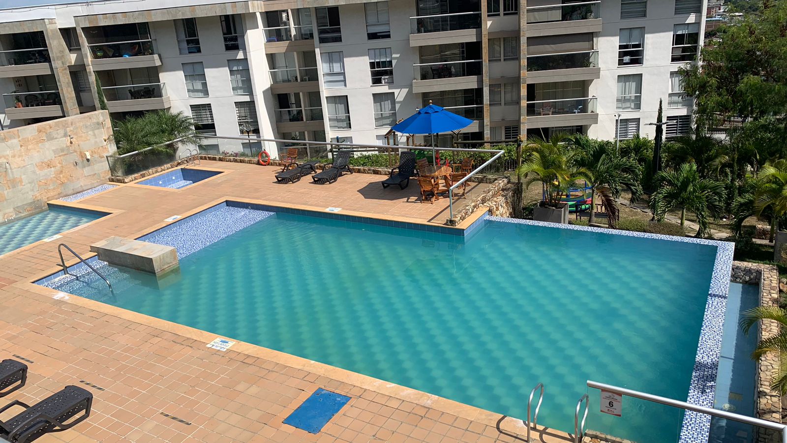 Apartamento de 3 alcobas en venta en Santa Isabel, Cali, 115 m² · foto 4 de 24