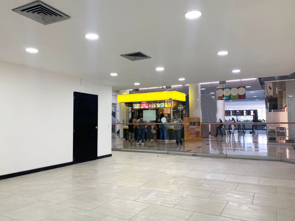 Local en arriendo en Colombia, Medellín, 100 m² · foto 5 de 10