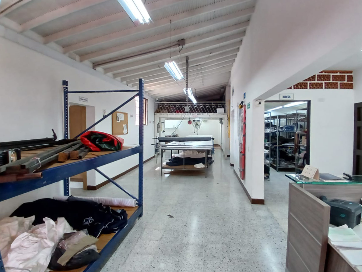 Local en arriendo en Belén Rosales, Medellín, 236 m² · foto 5 de 16