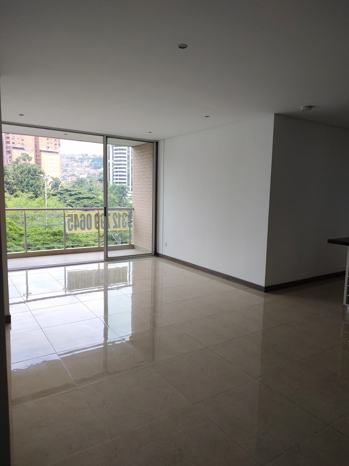 Apartamento de 4 alcobas en venta en Normandia, Cali, 119 m² · foto 2 de 20