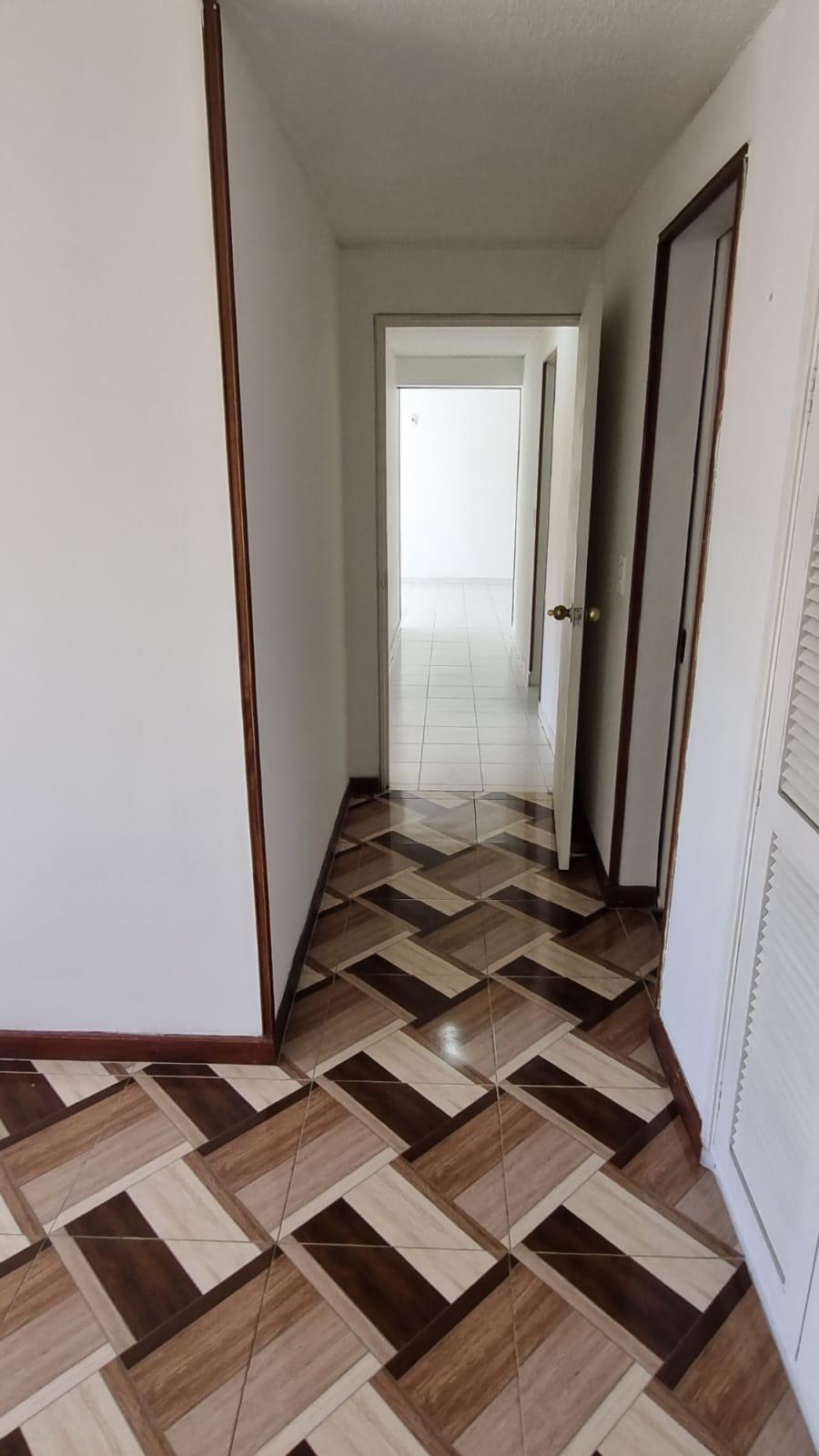 Apartamento en venta en Villa Alsacia, Bogotá · foto 5 de 12