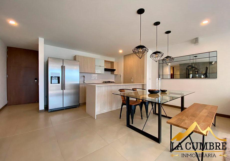 Apartamento en arriendo en Loma De Los Gonzalez, Medellín · foto 5 de 9