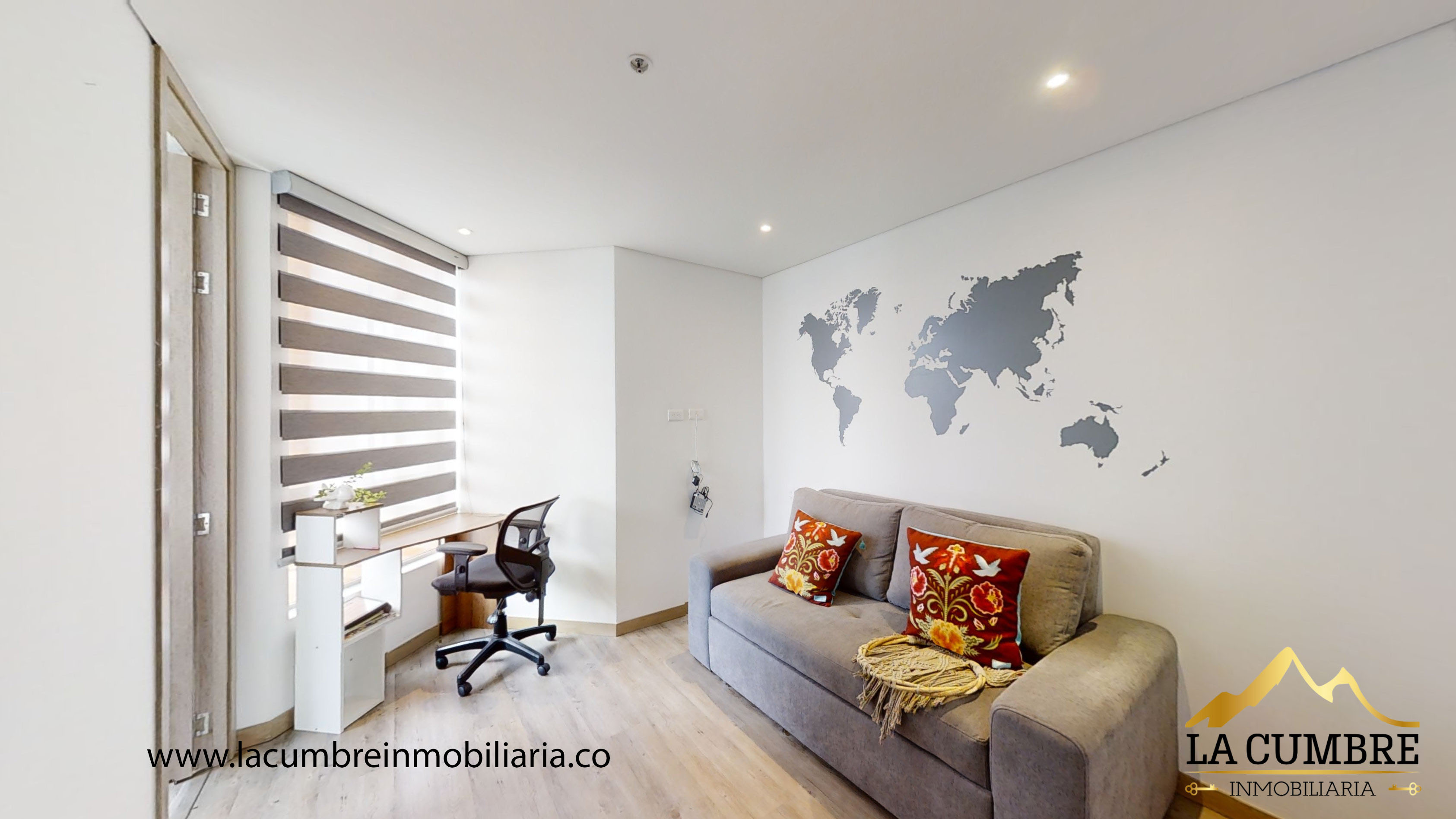 Apartamento de 3 alcobas en arriendo en Los Balsos, Medellín, 130 m² · foto 9 de 12