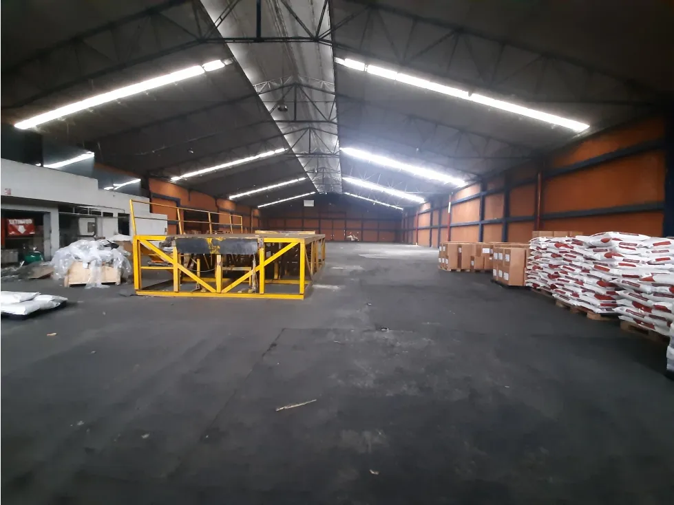 Bodega en arriendo en Acopi, Yumbo, 2190 m² · foto 8 de 8