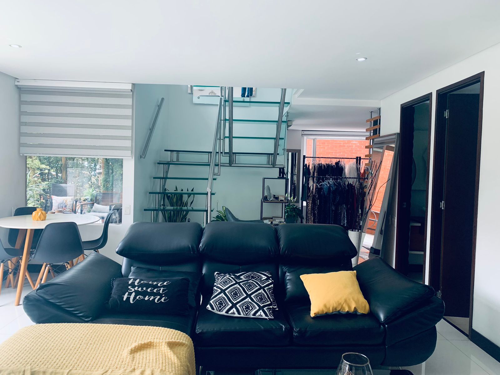 Casa de 4 alcobas en venta en Zuñiga, Envigado, 273 m² · foto 3 de 20