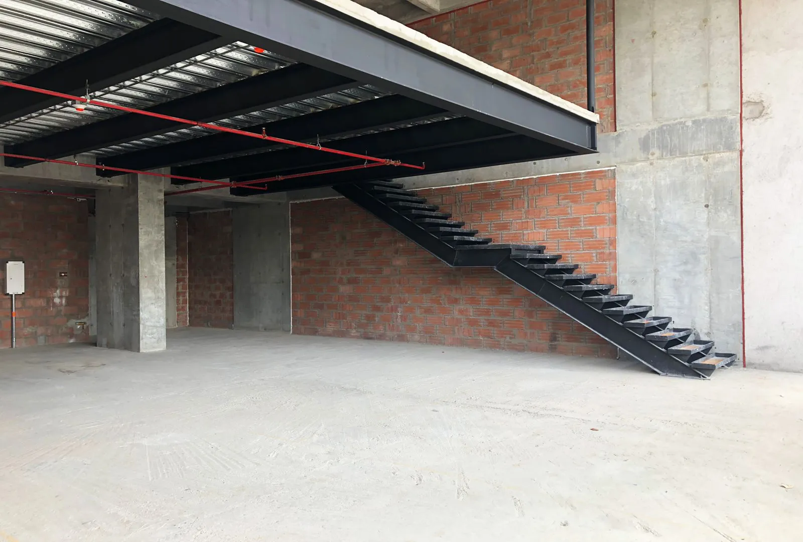 Local en arriendo en Ciudad Del Río, Medellín, 261 m² · foto 4 de 7
