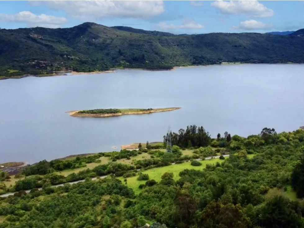 Lote en venta en El Salitre, La Calera, 1768 m² · foto 4 de 16