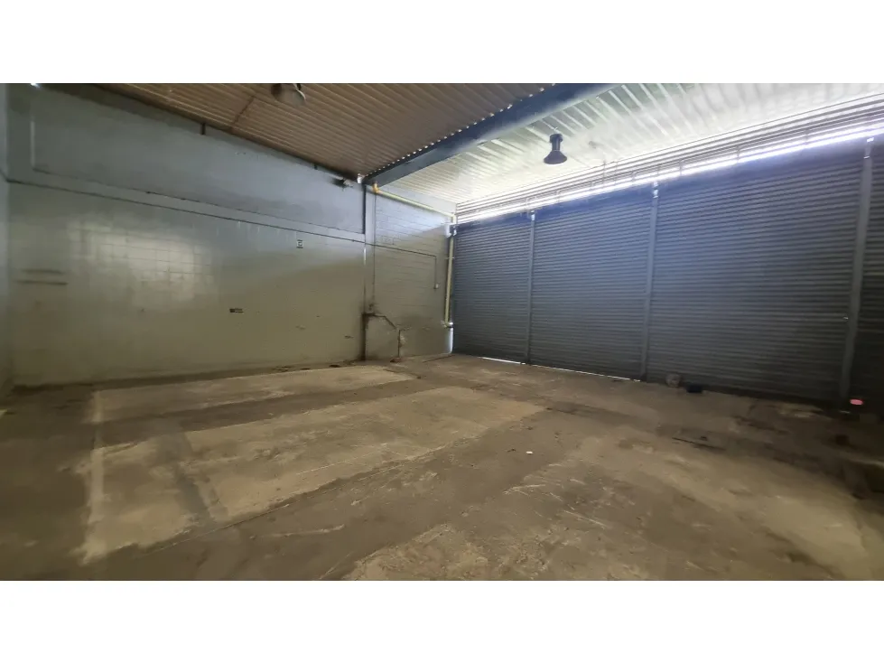 Local en arriendo en Chipichape, Cali, 1080 m² · foto 9 de 14
