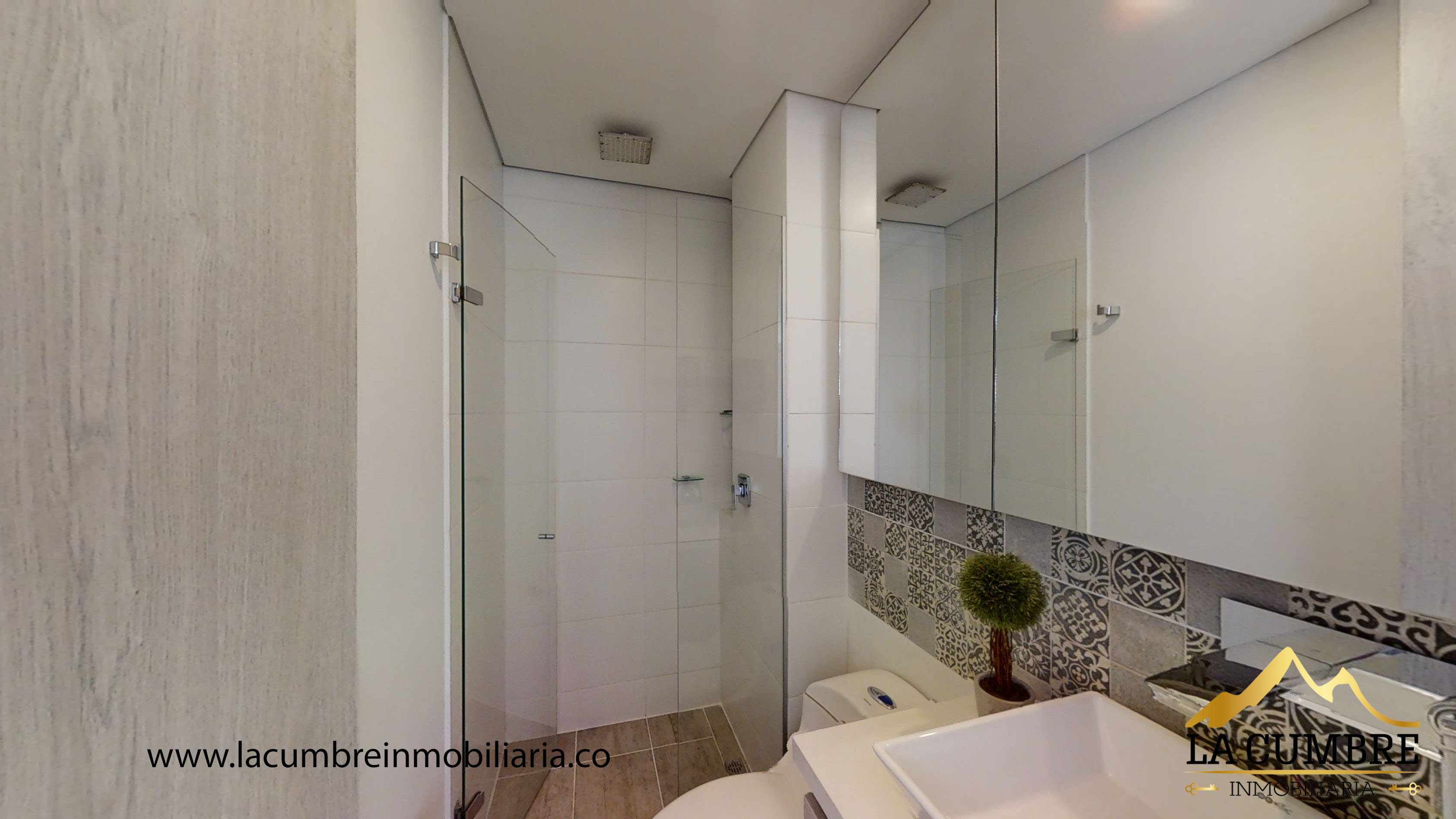 Apartamento de 3 alcobas en arriendo en Camino Verde, Envigado, 150 m² · foto 10 de 12