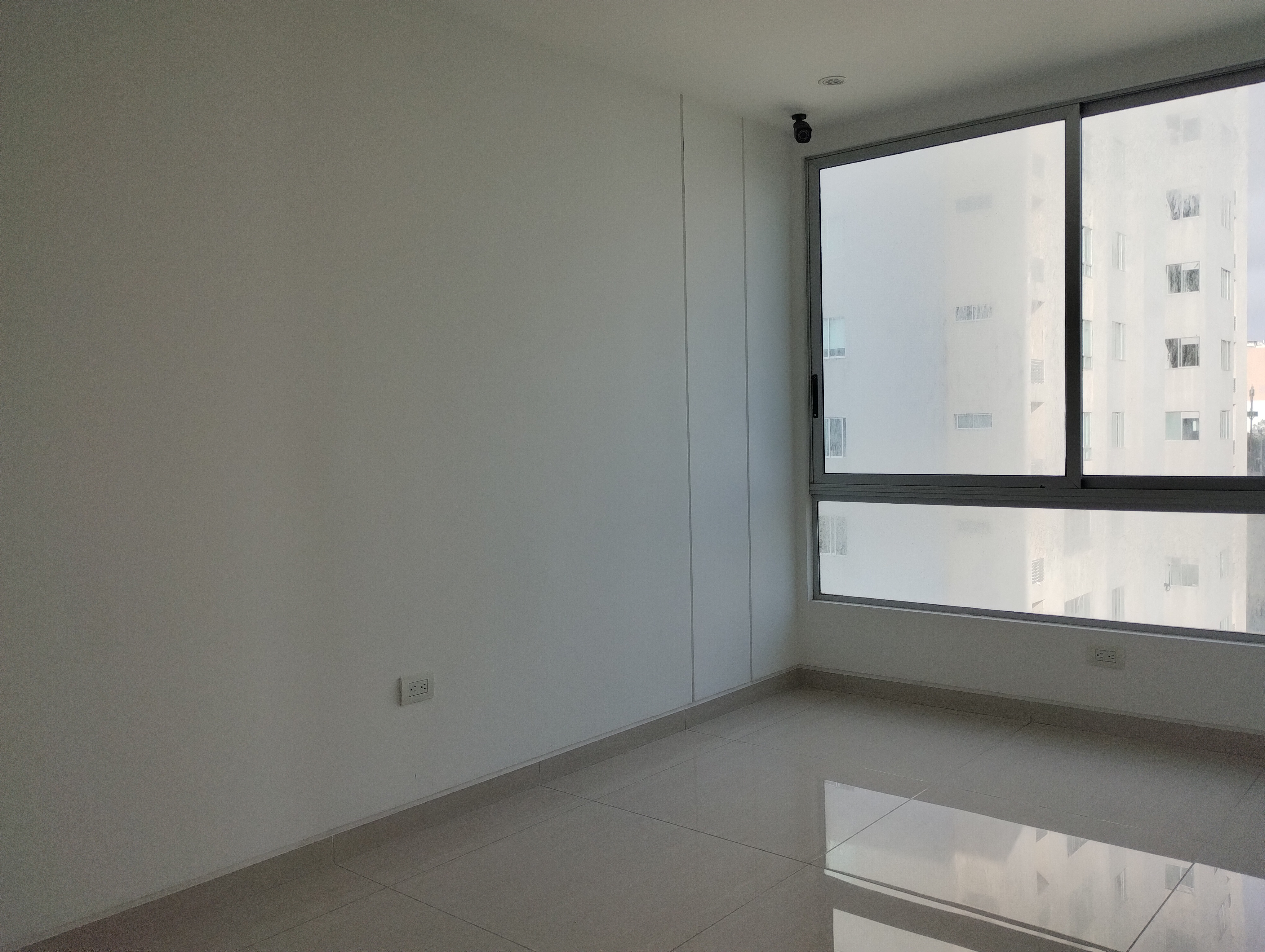 Apartamento de 3 alcobas en venta en Conjunto Residencial Florida Village, Barranquilla, 199 m² · foto 3 de 18