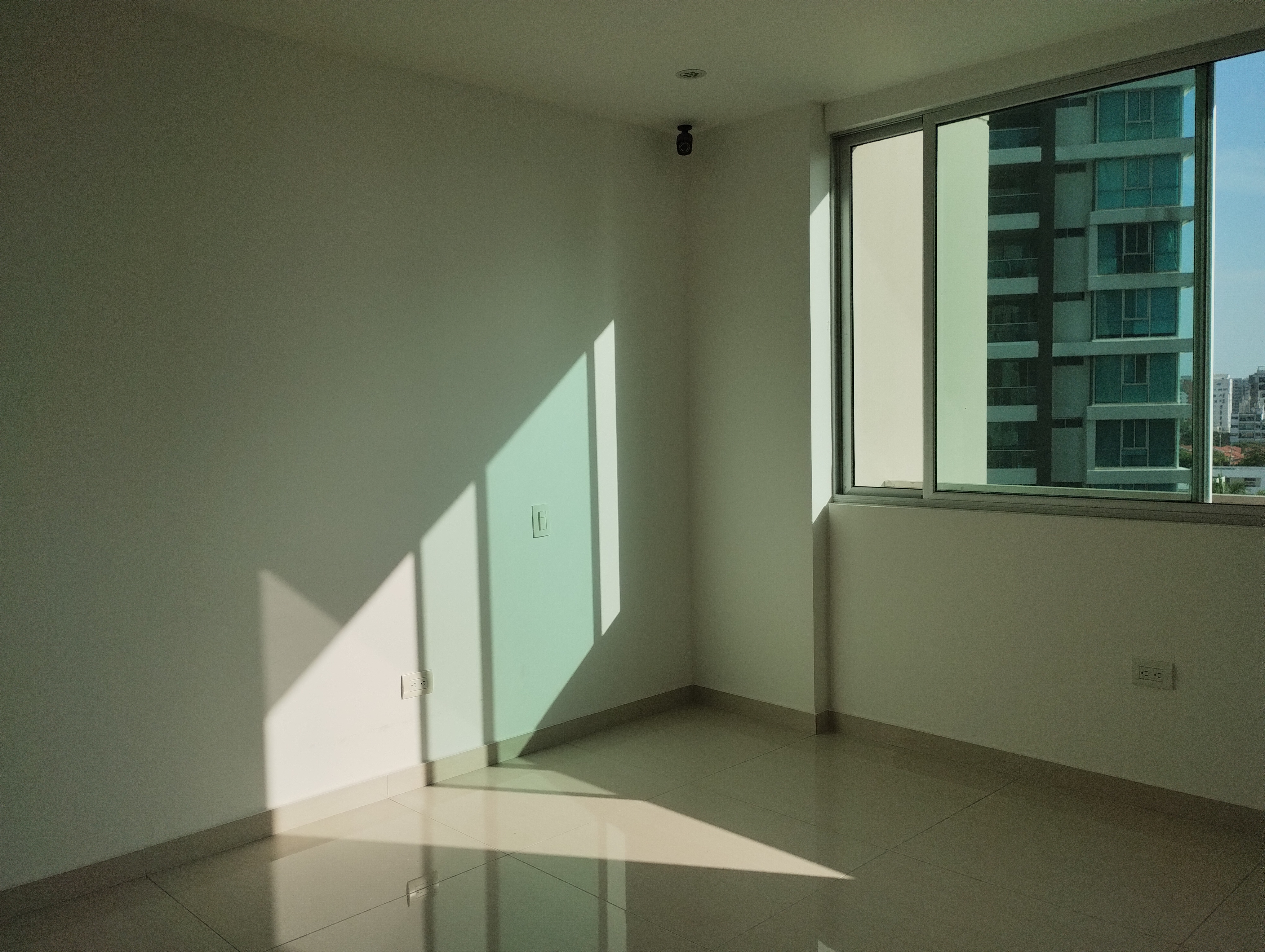 Apartamento de 3 alcobas en venta en Conjunto Residencial Florida Village, Barranquilla, 199 m² · foto 6 de 18