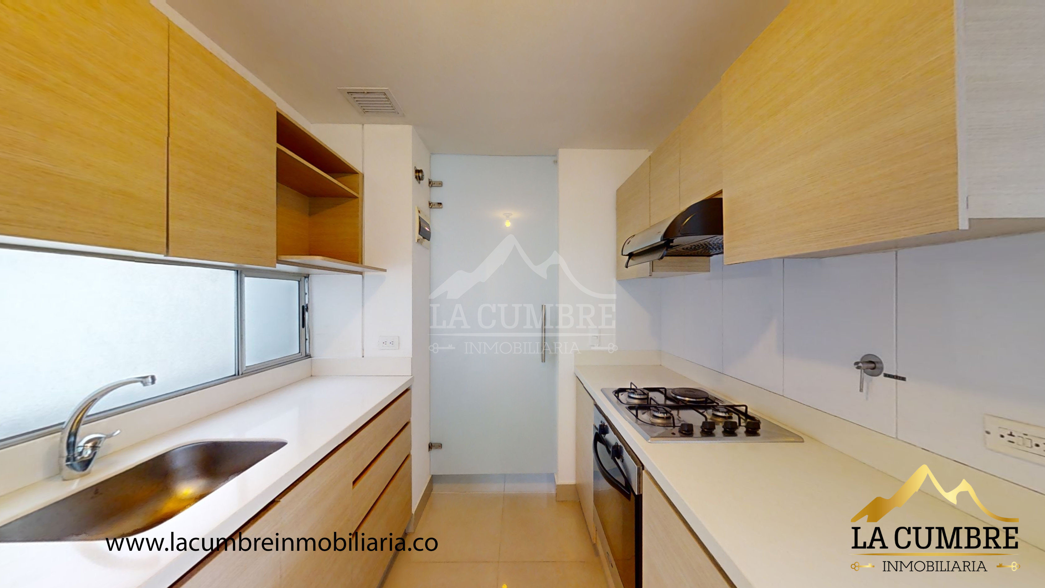 Apartamento de 3 alcobas en arriendo en Santa Maria De Los Angeles, Medellín, 105 m² · foto 4 de 14