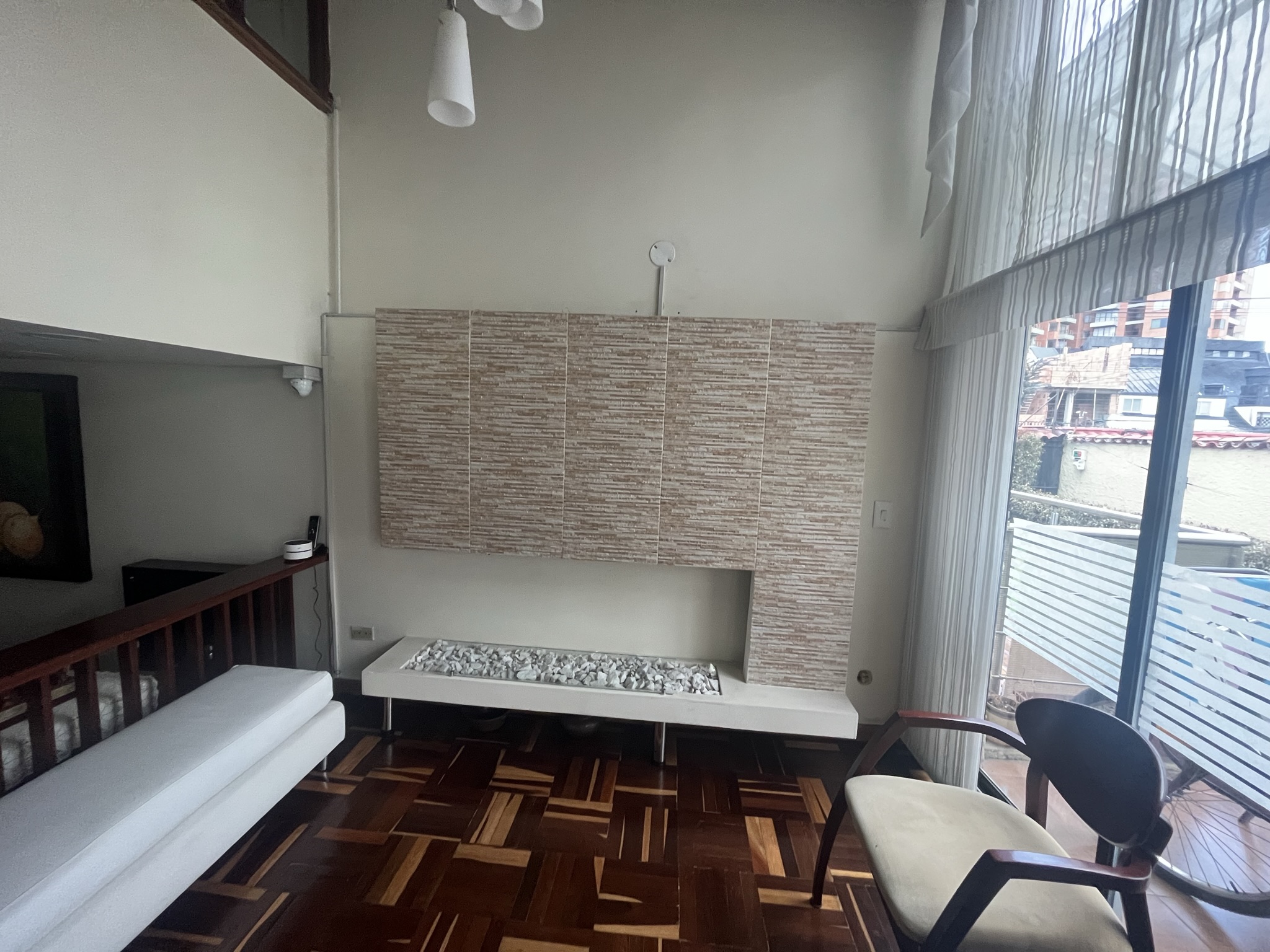 Casa de 4 alcobas en venta en La Floresta, Bogotá, 240 m² · foto 3 de 24