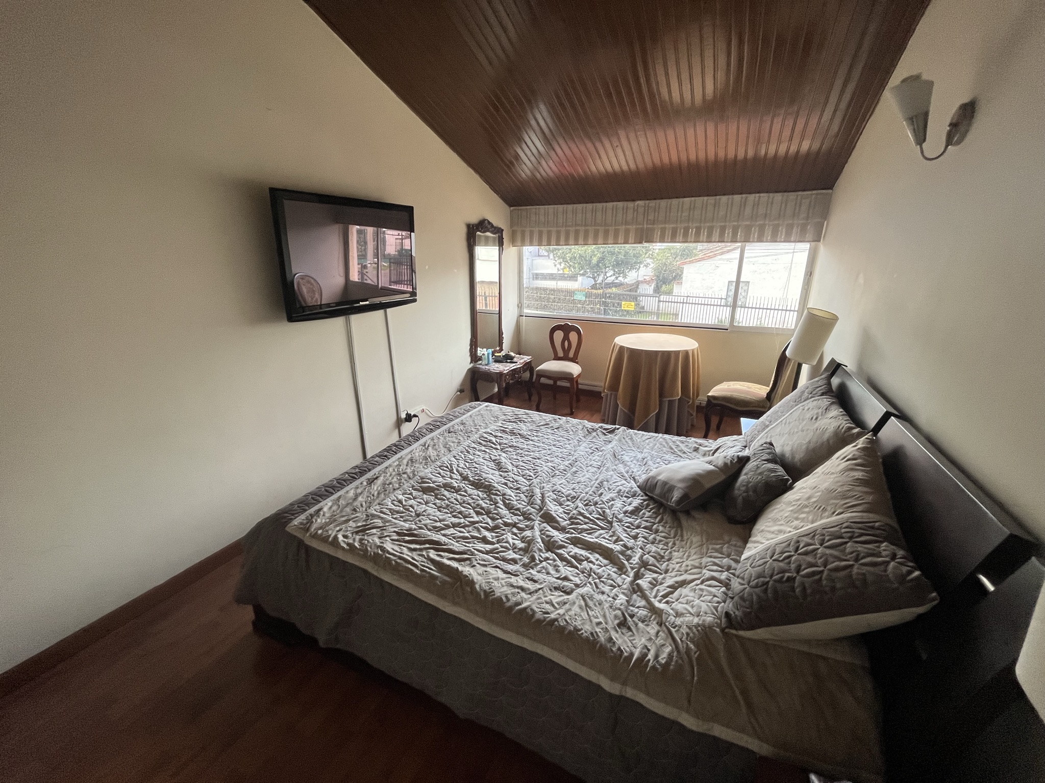 Casa de 4 alcobas en venta en La Floresta, Bogotá, 240 m² · foto 7 de 24