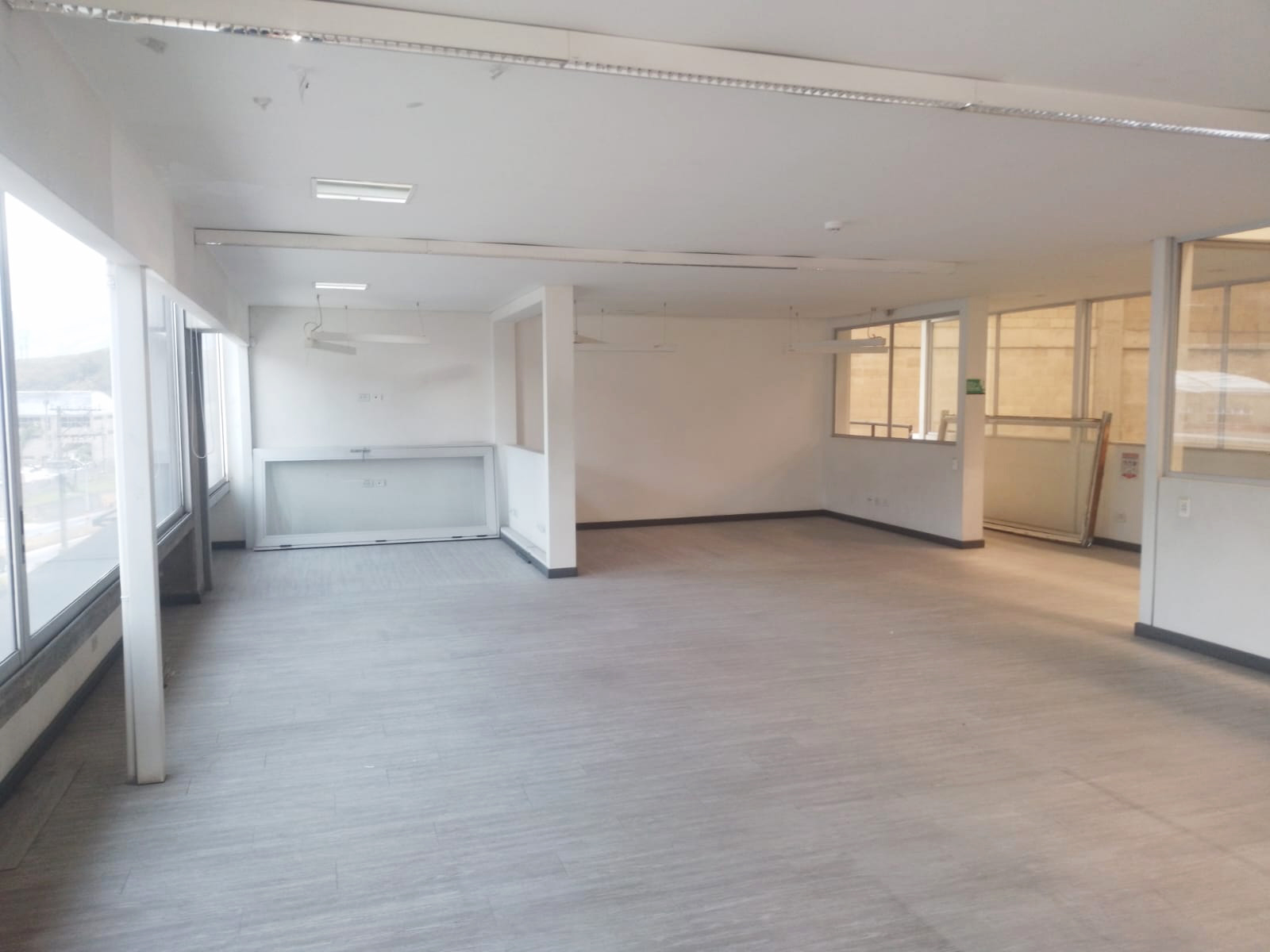 Bodega en arriendo en Entre Amigos, Sabaneta, 560 m² · foto 10 de 13