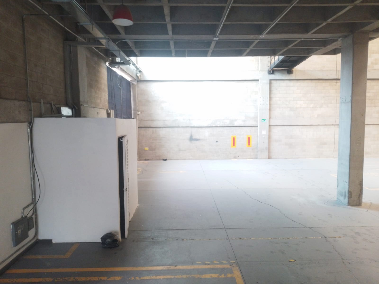 Bodega en arriendo en Entre Amigos, Sabaneta, 560 m² · foto 6 de 13