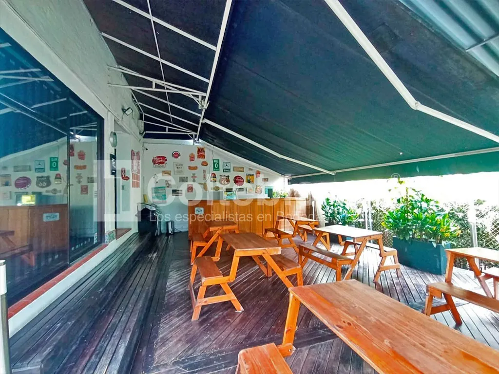 Casa de 7 alcobas en venta en El Poblado, Medellín, 420 m² · foto 5 de 21