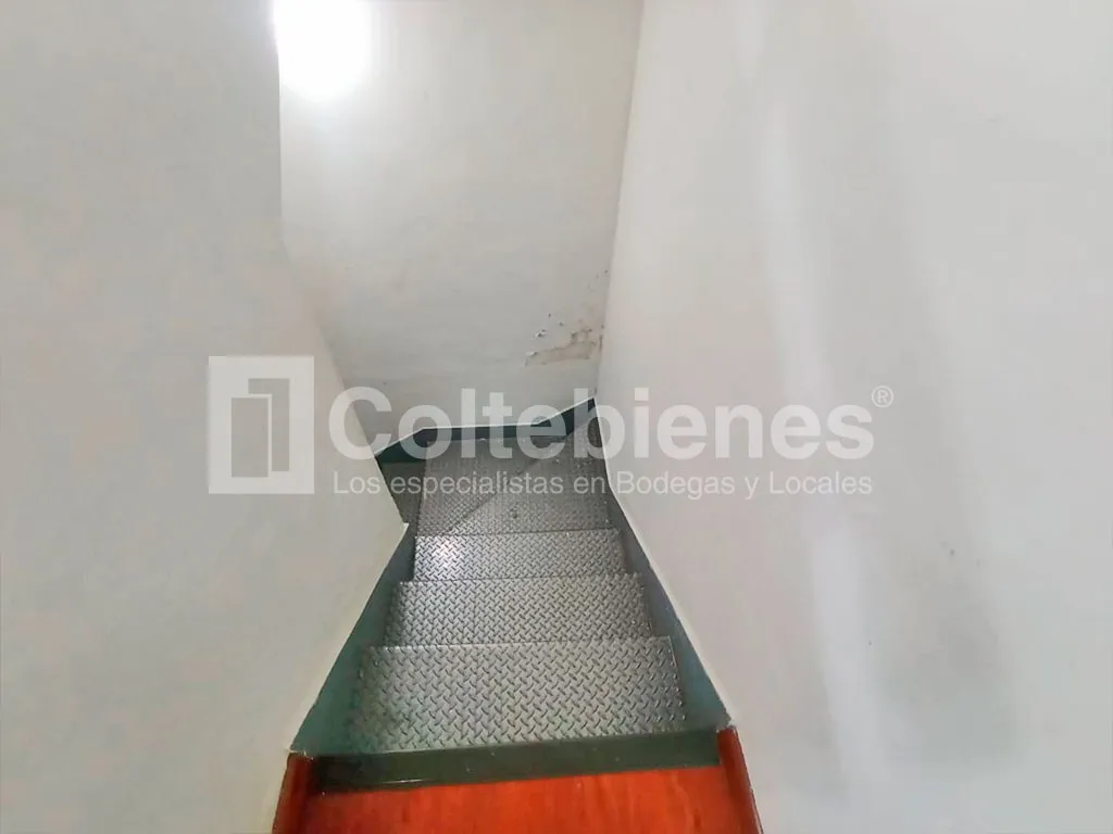 Casa de 7 alcobas en venta en El Poblado, Medellín, 420 m² · foto 8 de 21
